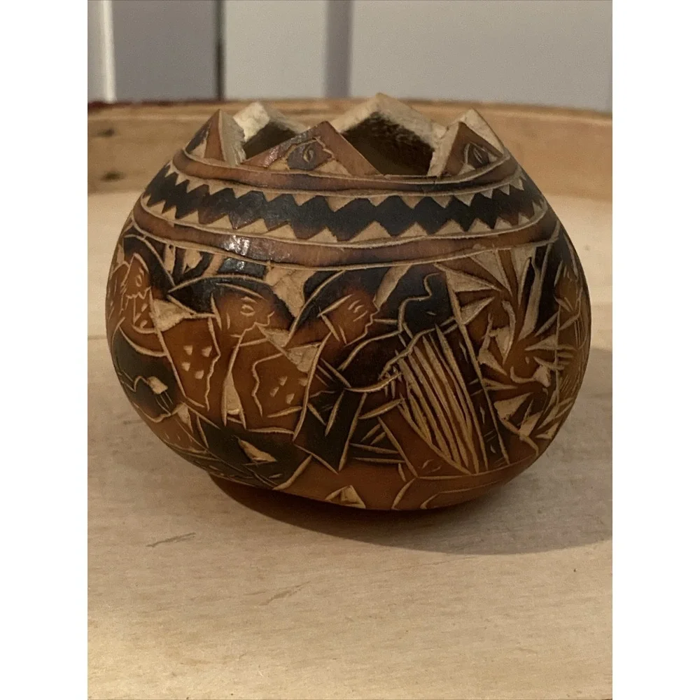 Lot Of 2 Hand-Carved Peruvian Gourd‎ Art Bowl Vase Keys jewelry smalls